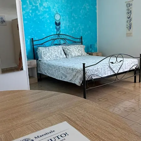 Konukevi Maestrale Torre Suda
